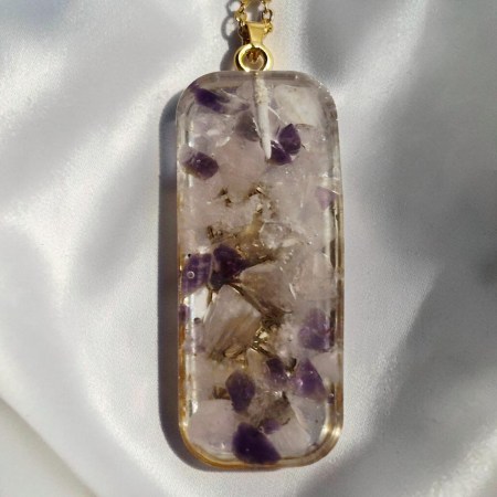 pendentif orgonite améthyste fleur de vie